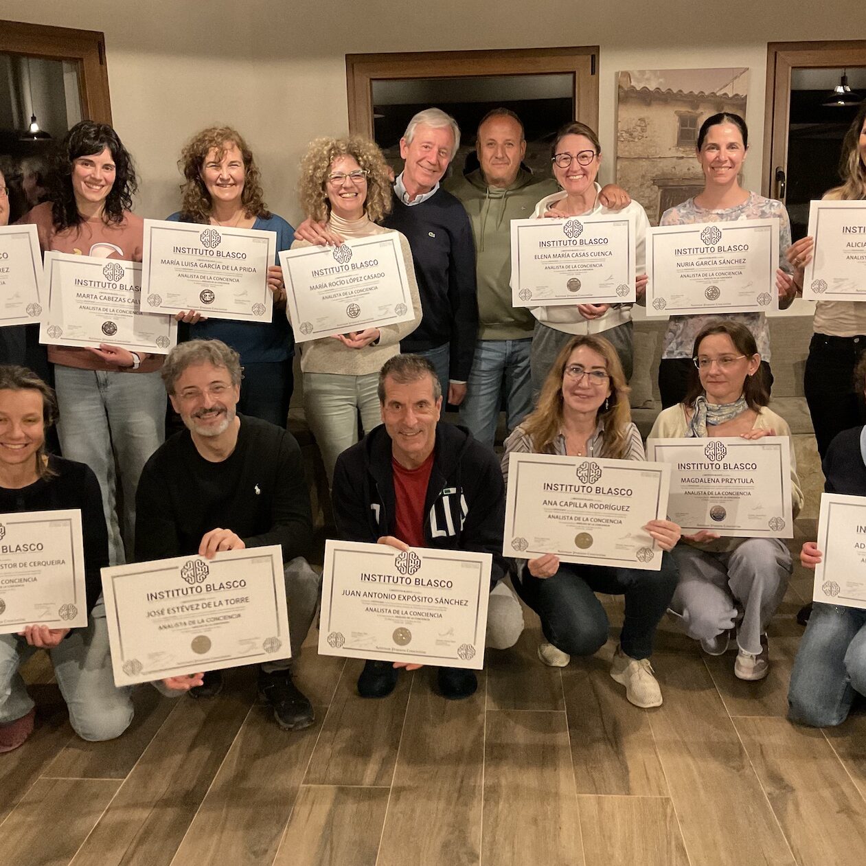 ANALISTAS DE LA CONCIENCIA